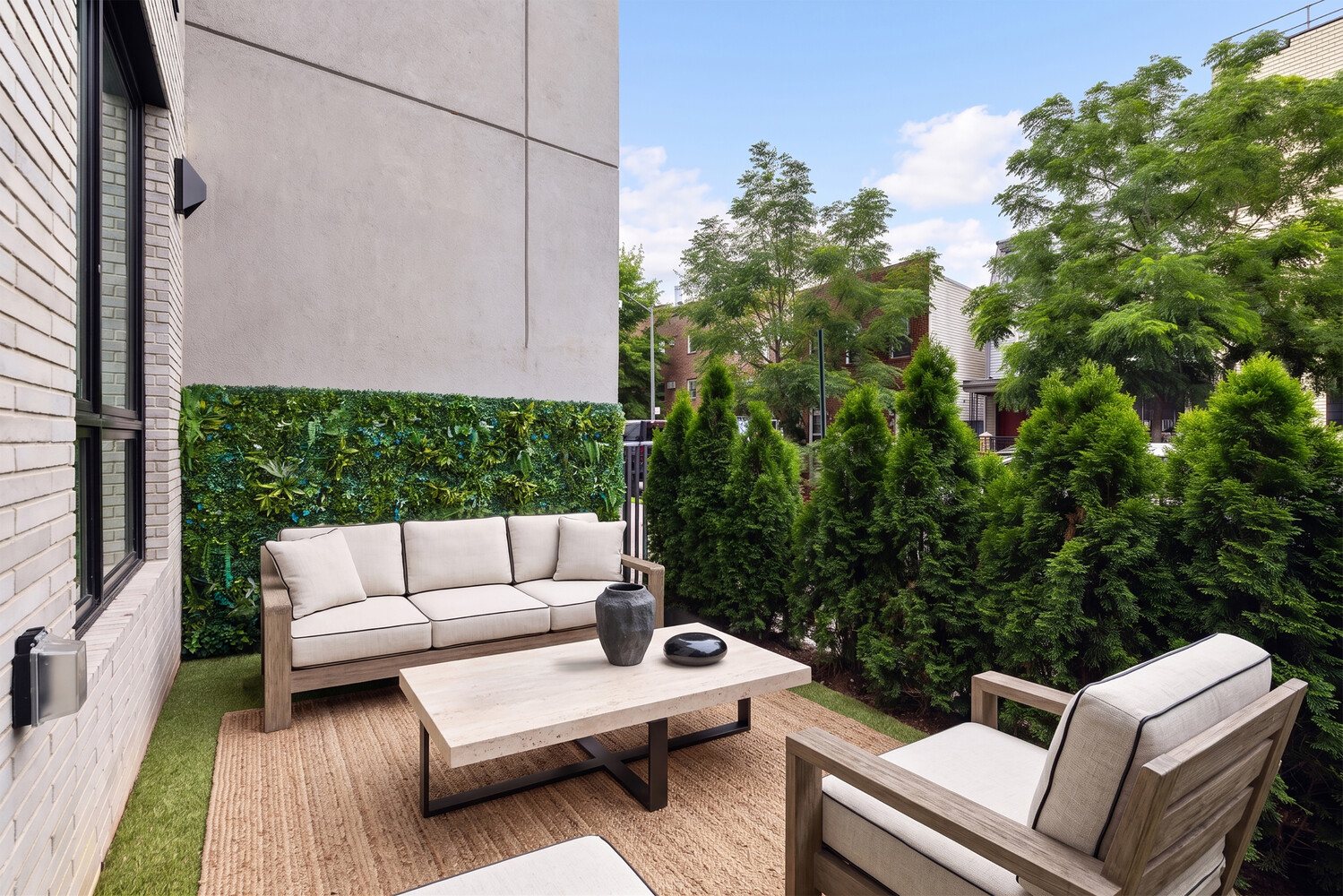 48 STANHOPE Street 1F
