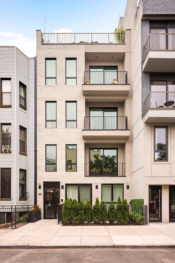 48 STANHOPE Street 1F