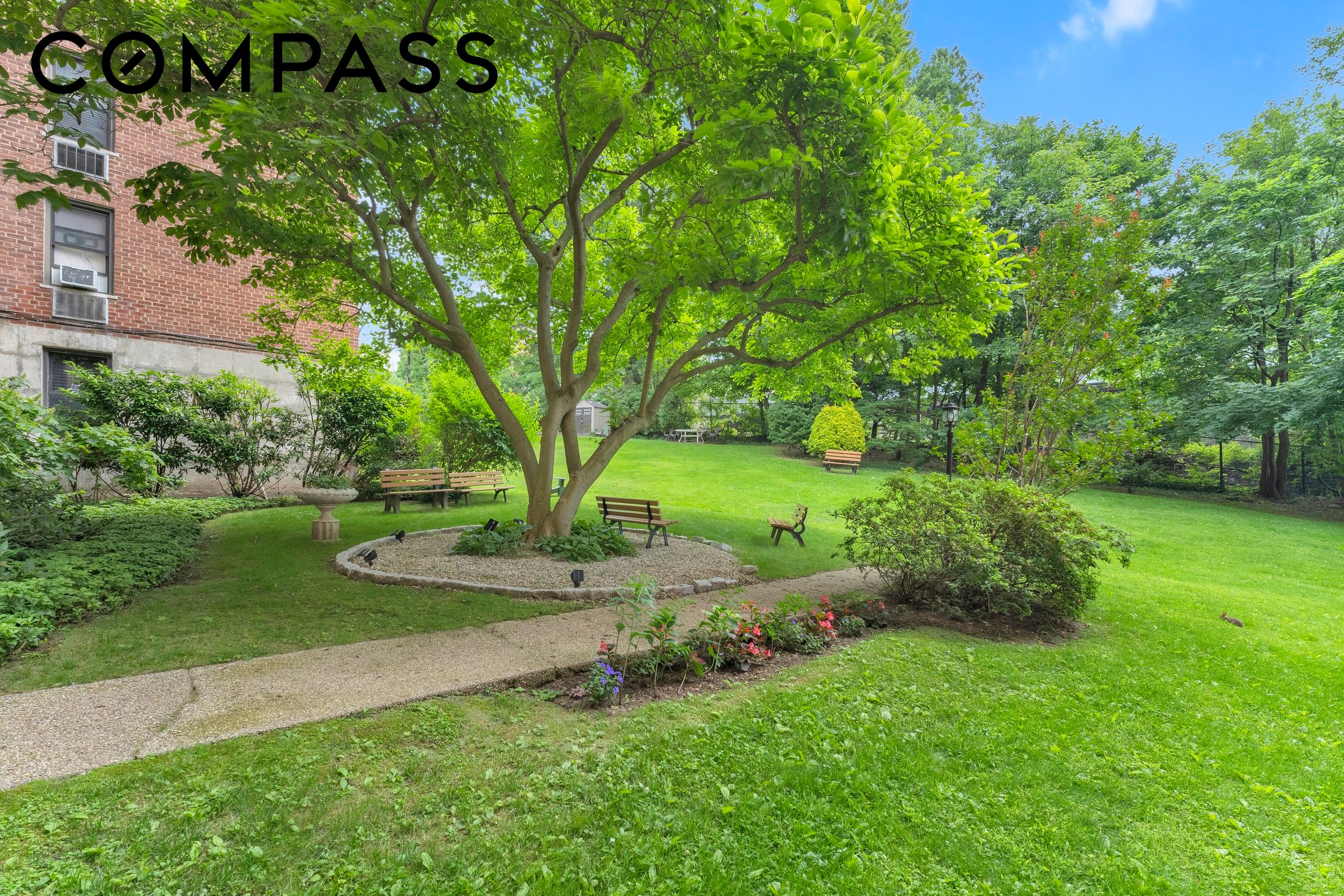 2550 Independence Avenue 4C