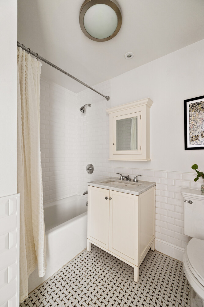 27 W 72ND Street 205