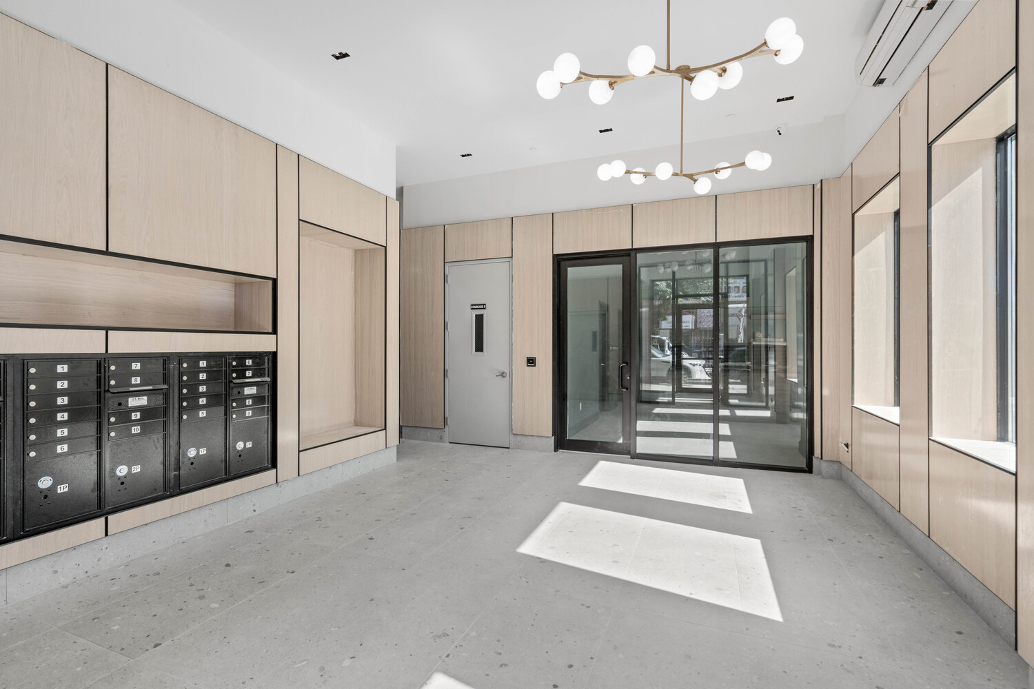 1 LENOX Road 6D