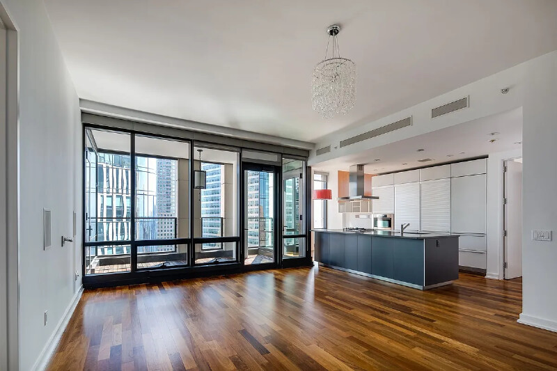101 WARREN Street 3040