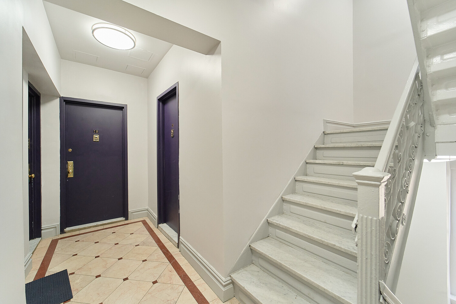19 COMMERCE Street 10