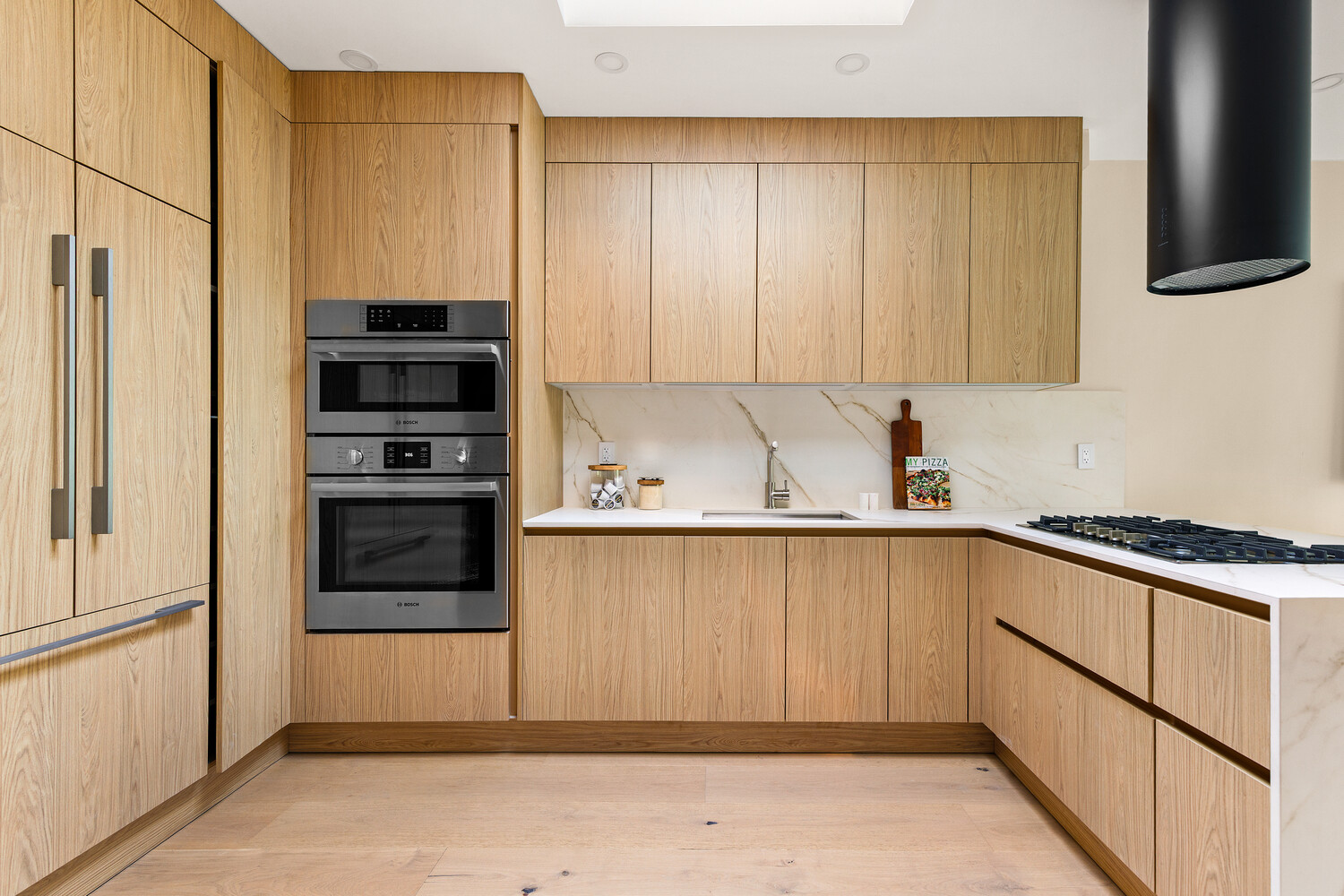 482 HANCOCK Street 3