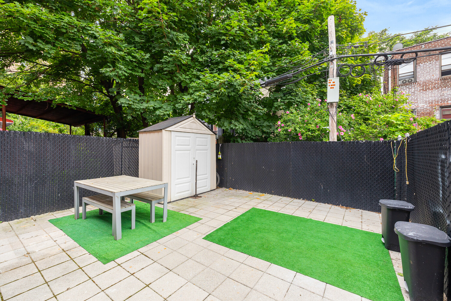 16 N PORTLAND Avenue 2