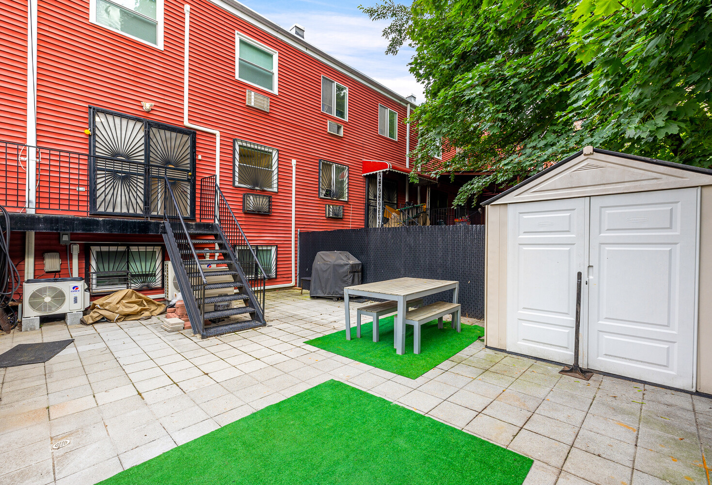 16 N PORTLAND Avenue 2