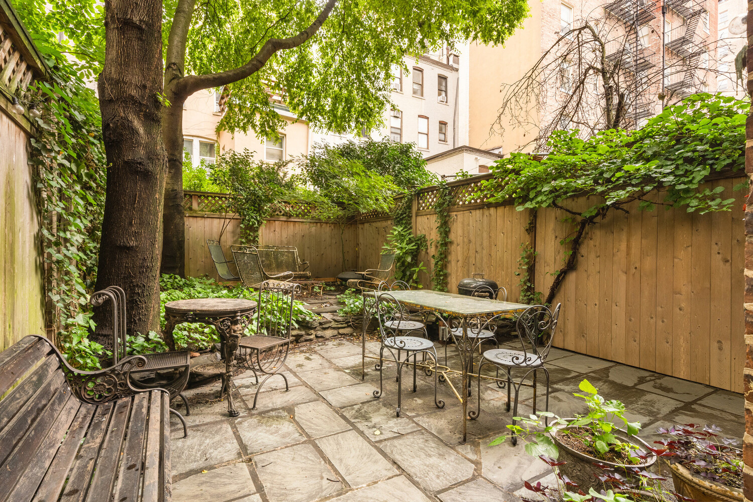 306 W 90TH Street 1