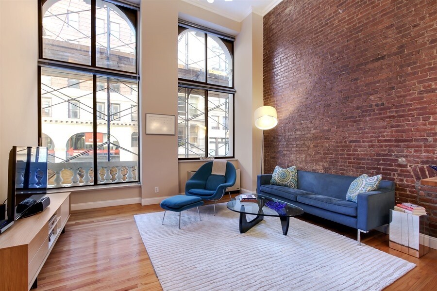 77 BLEECKER Street 331