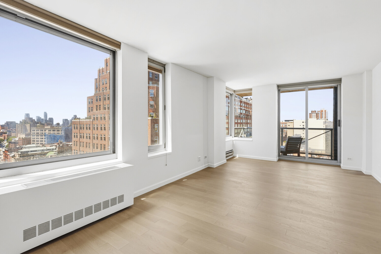 270 W 17TH Street 17G