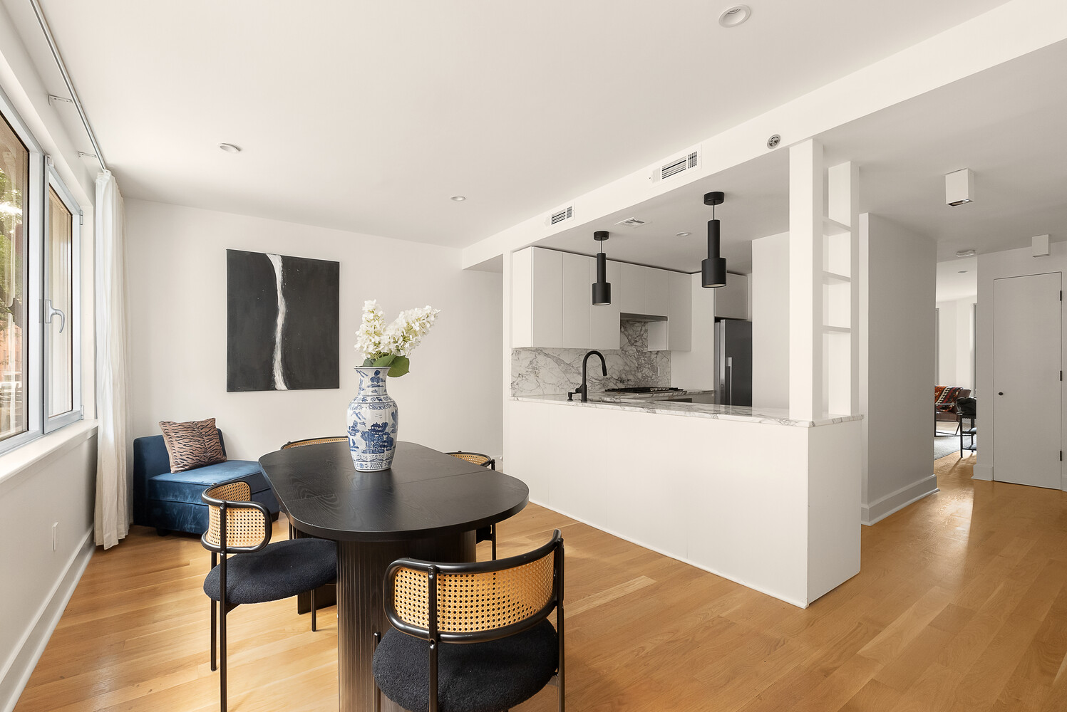 395 S 2ND Street 1