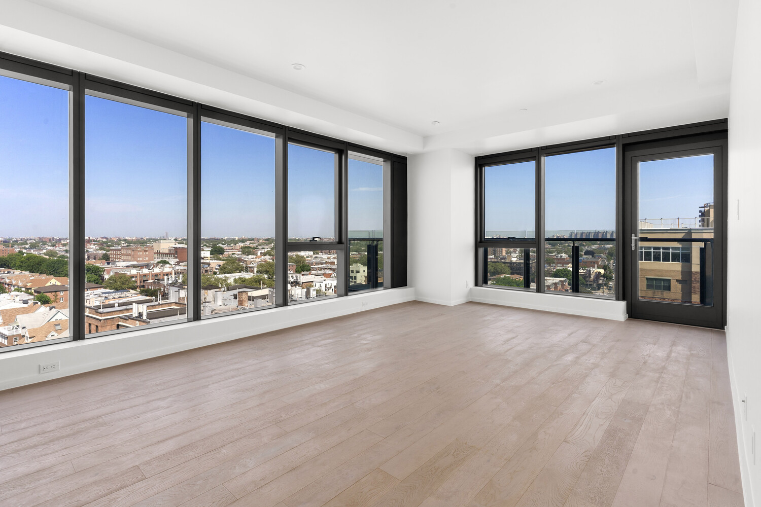 2286 CROPSEY Avenue 10B