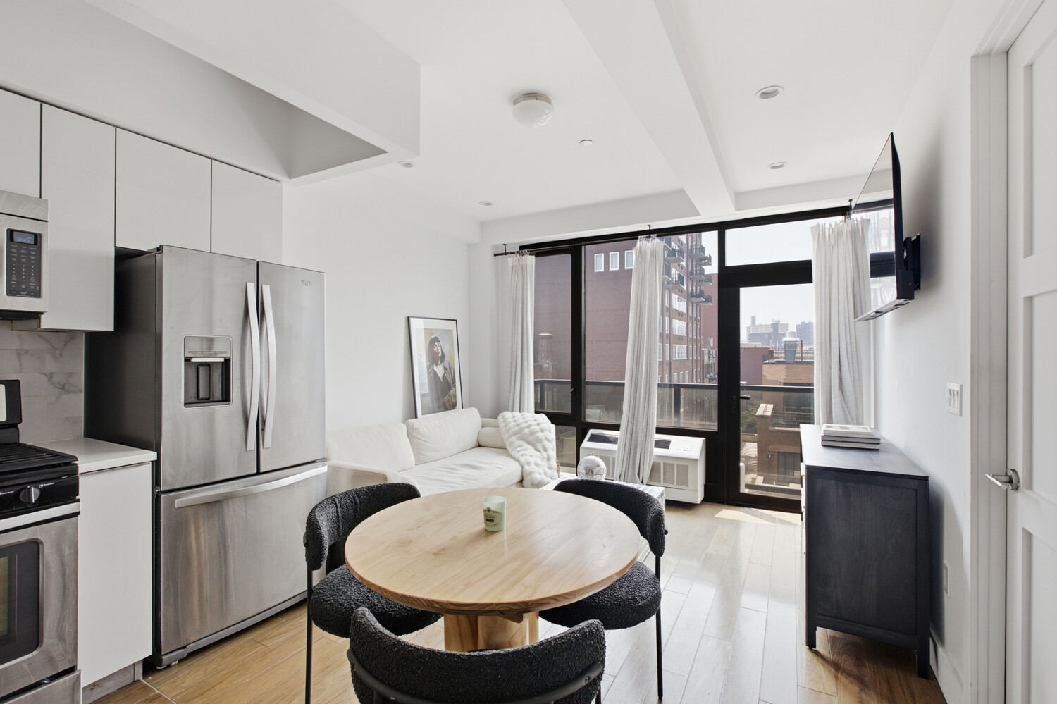 399 E 8TH Street 7B