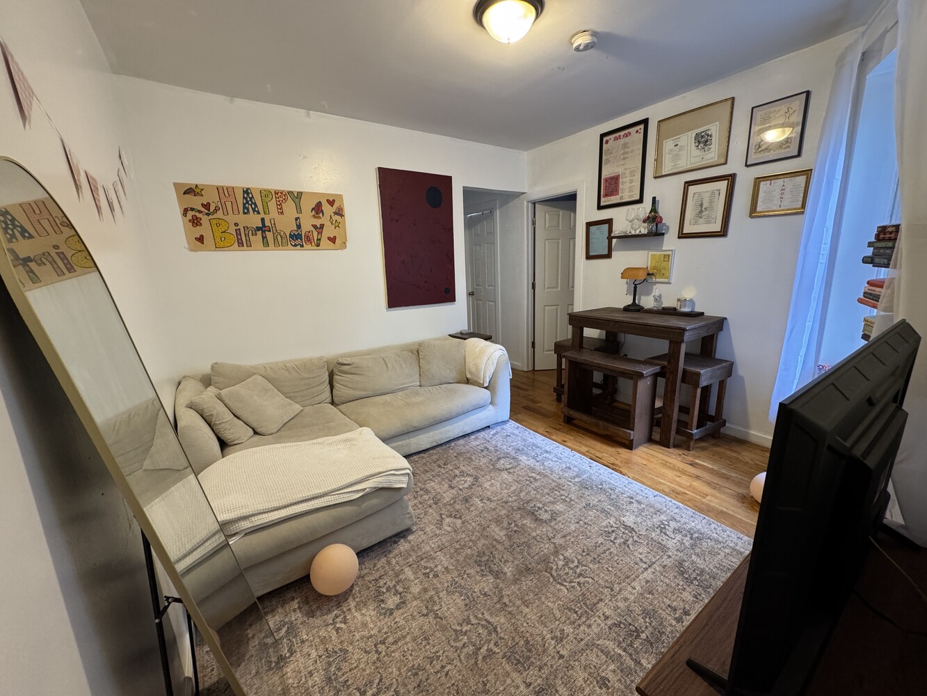 264 E 2ND Street 6