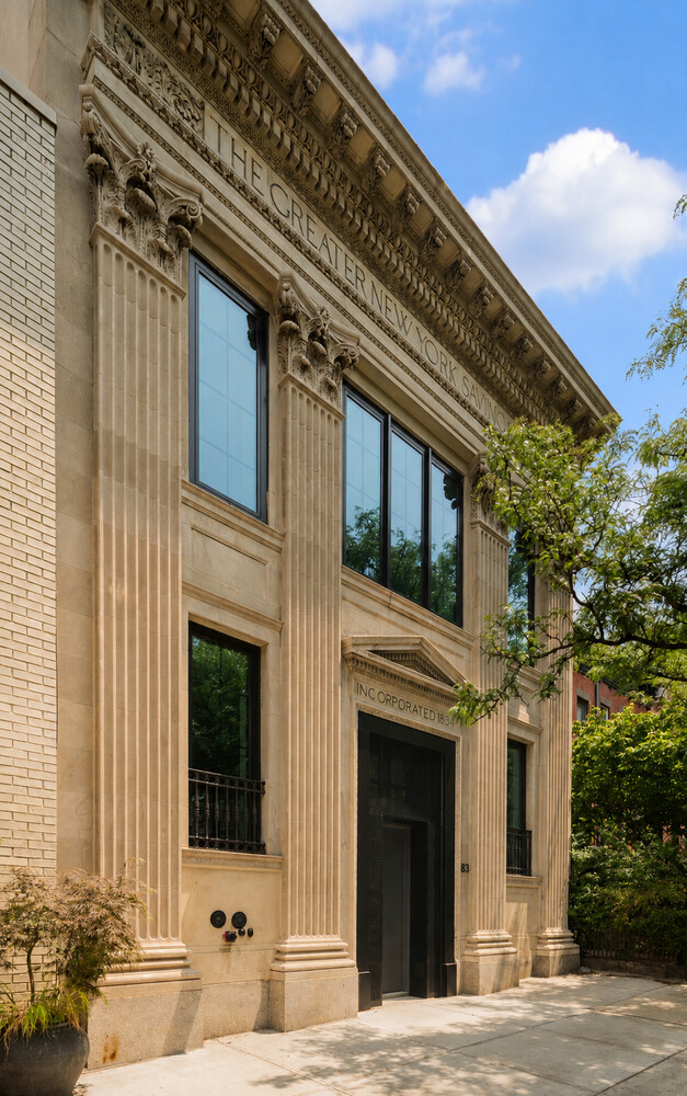 383 10TH Street