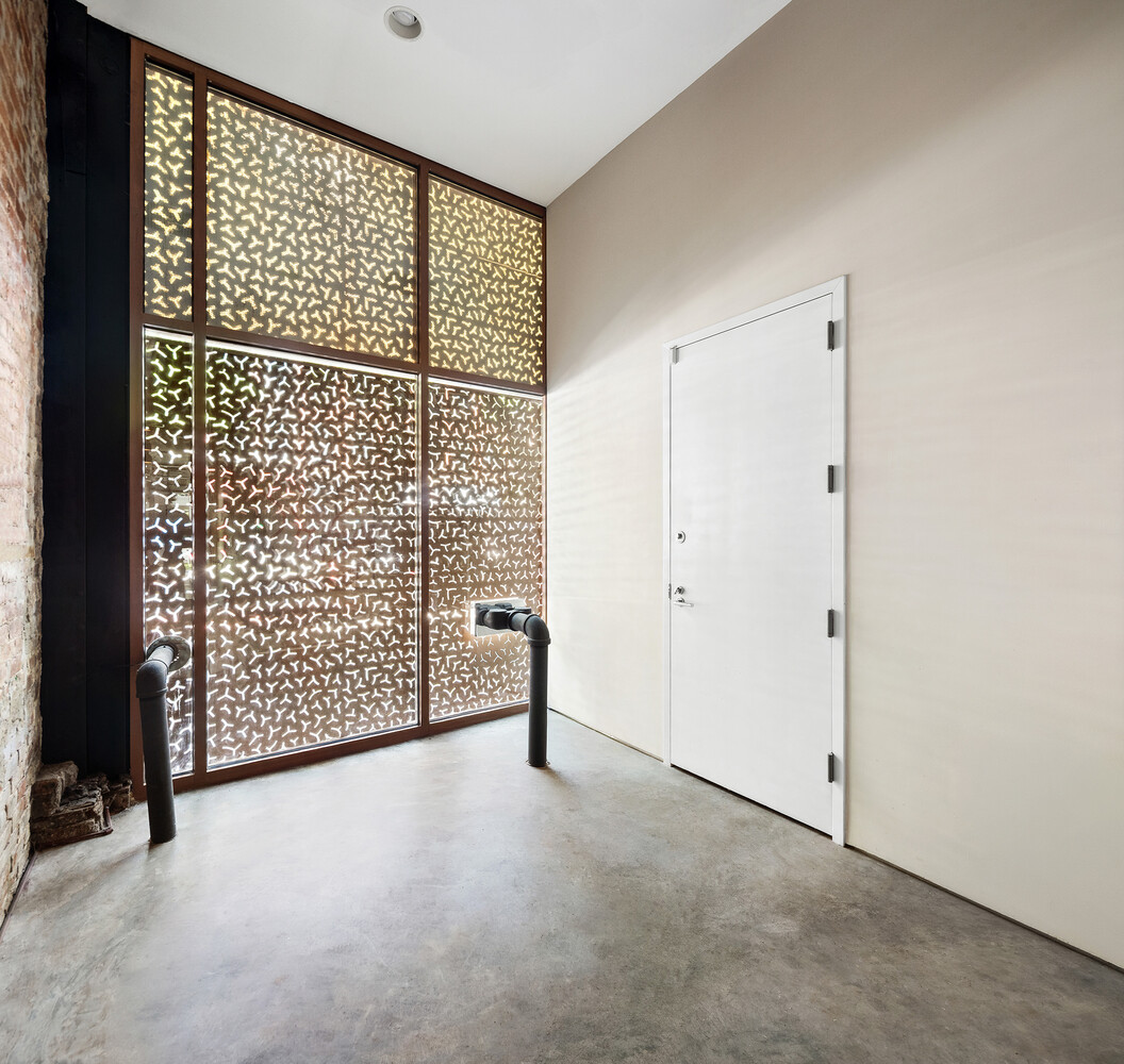224 E 14TH Street 1