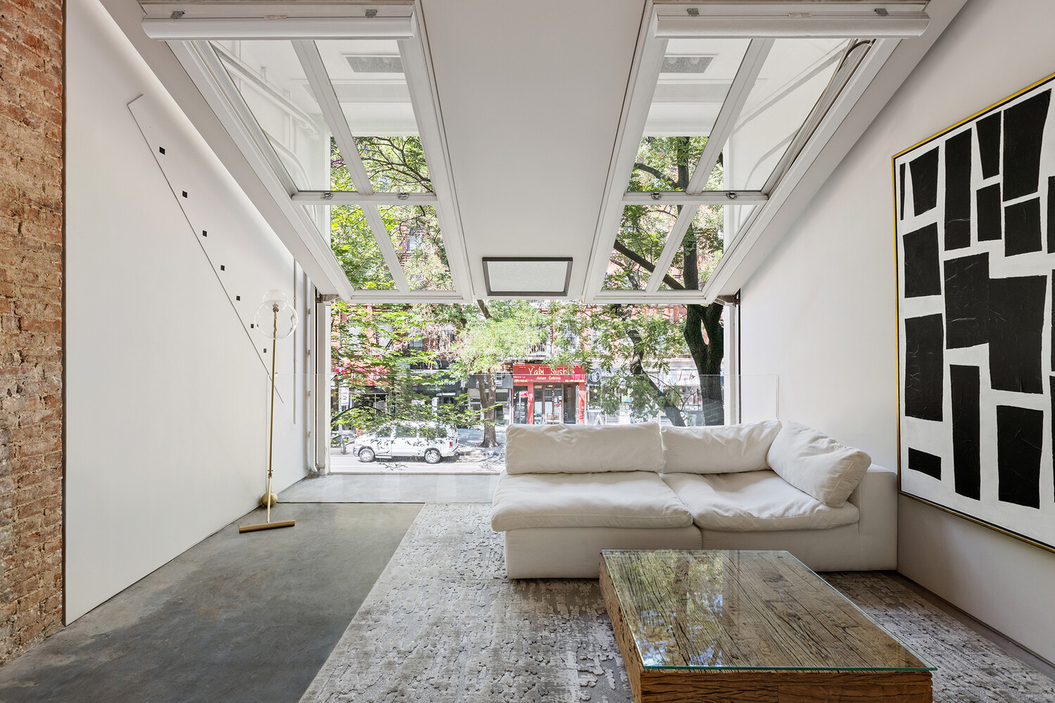 224 E 14TH Street 1