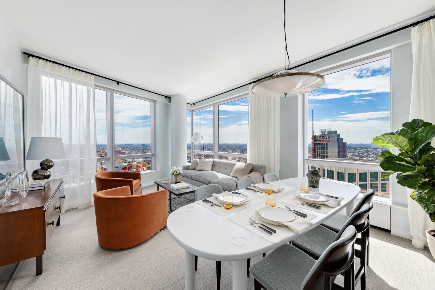 1 CITY Point 41E