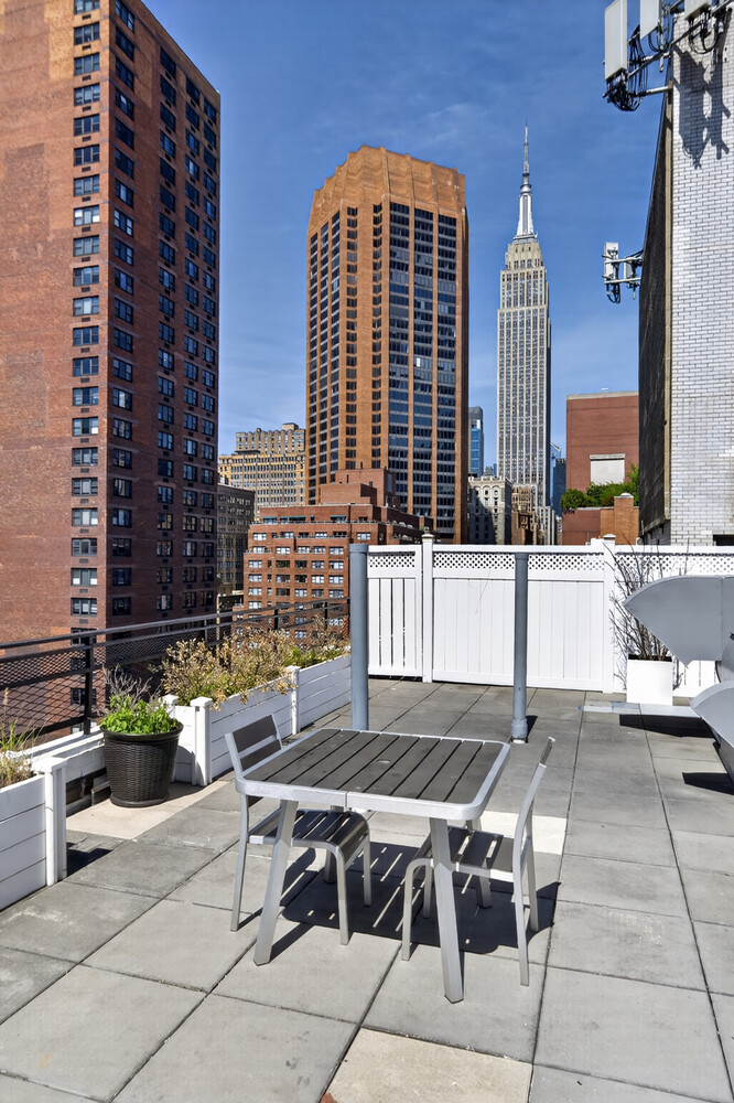 155 E 34TH Street 20K
