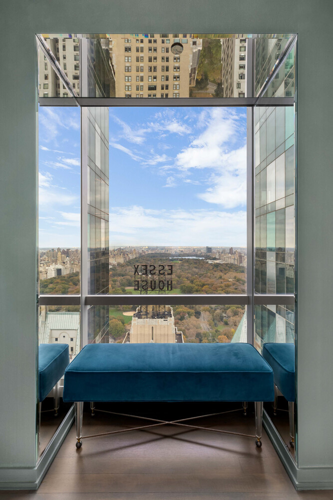 157 W 57TH Street 53B