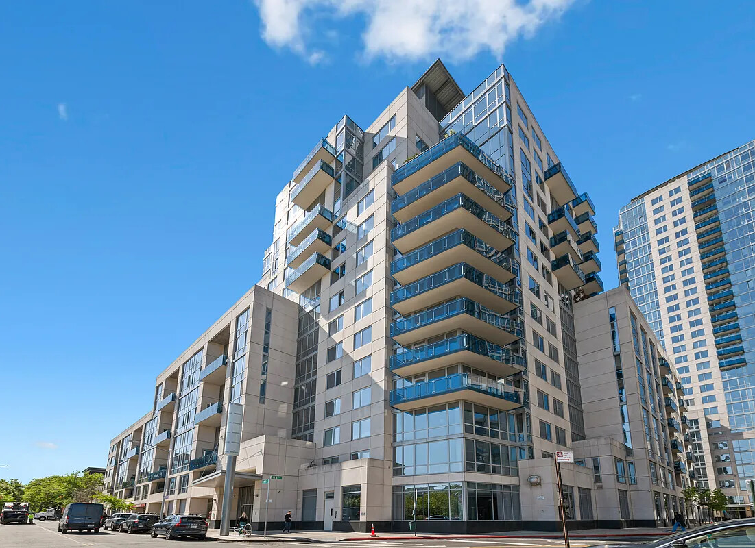 34 N 7TH Street TH3