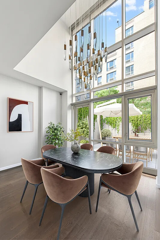 34 N 7TH Street TH3
