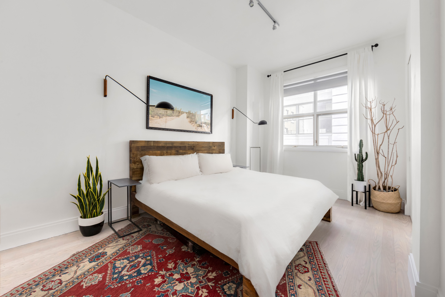 42 MAIN Street 5AB