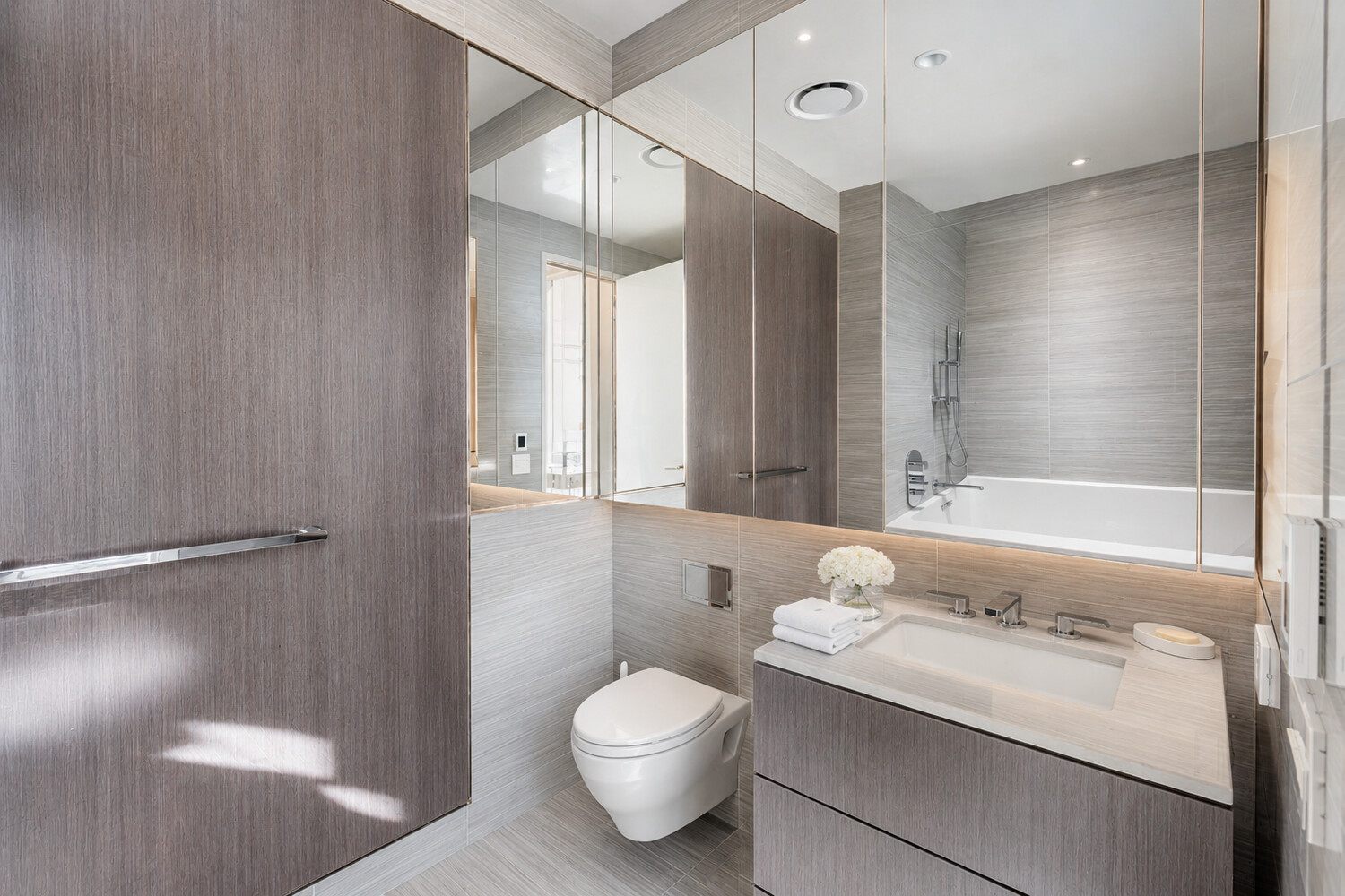 217 W 57TH Street 47A
