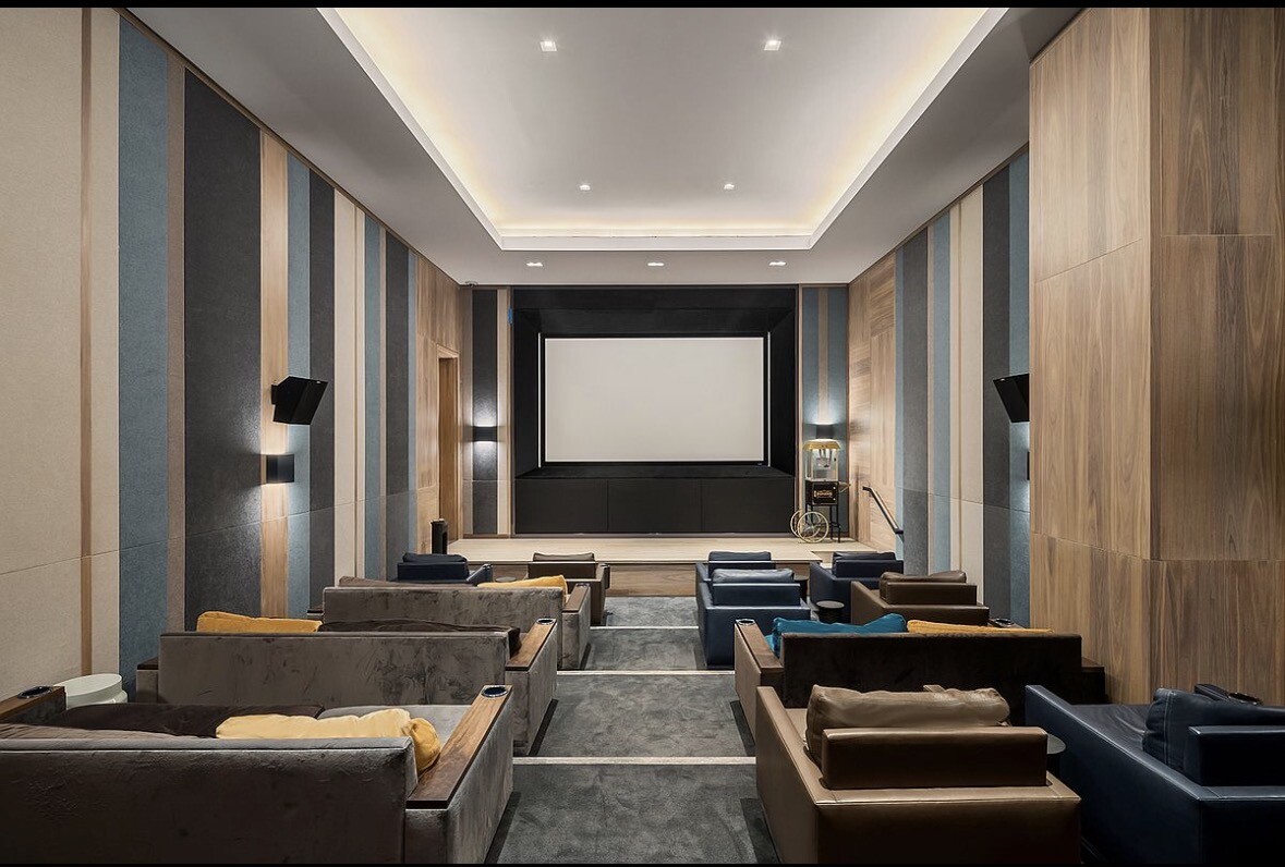 1 CITY Point 16D