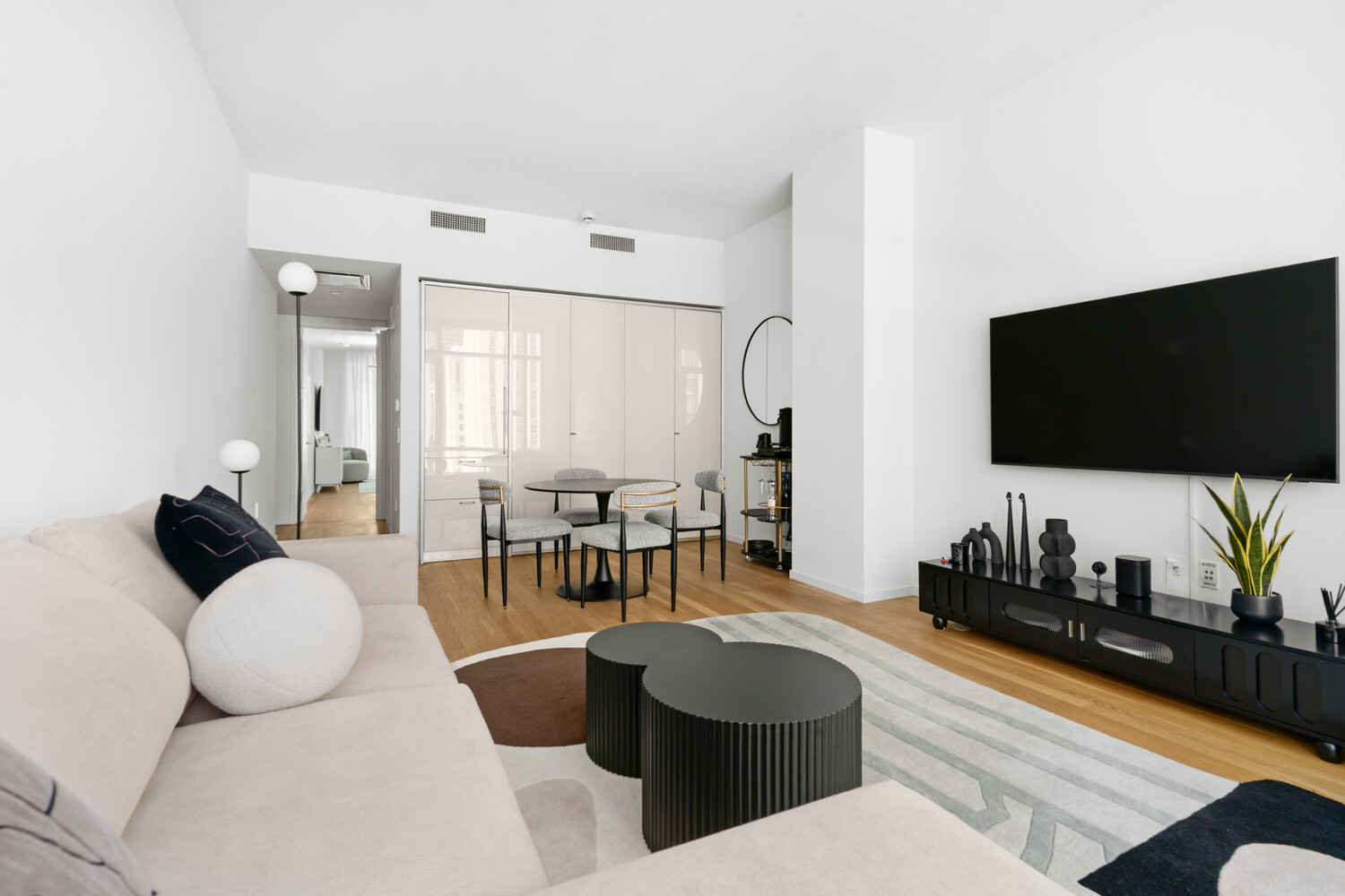 18 W 48TH Street 15E