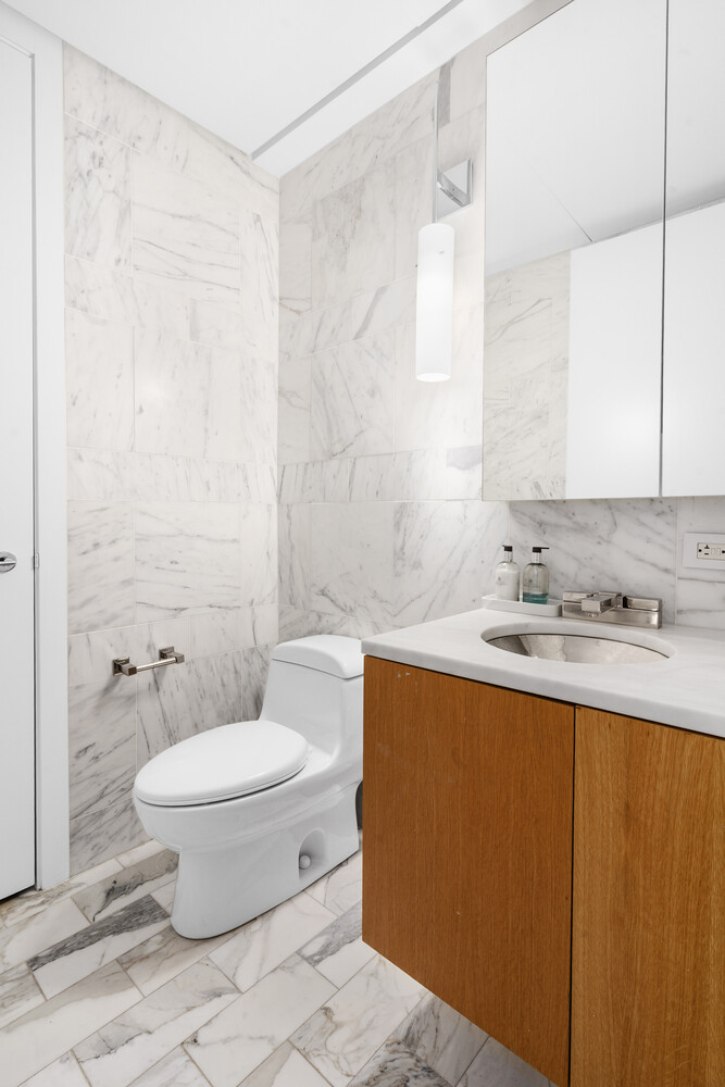 18 W 48TH Street 15E