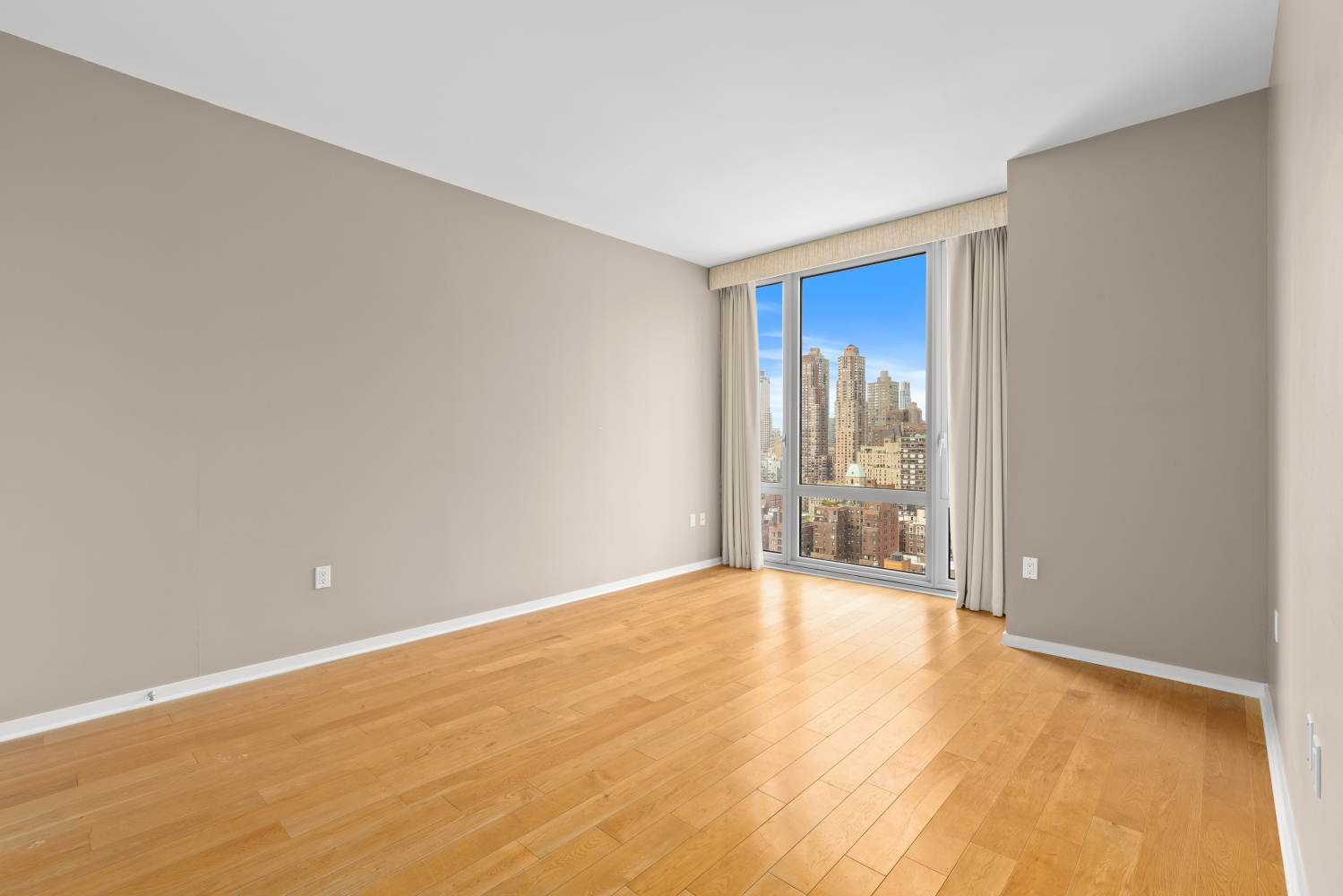 310 W 52ND Street 23J