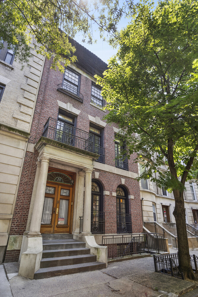 51 HAMILTON Terrace