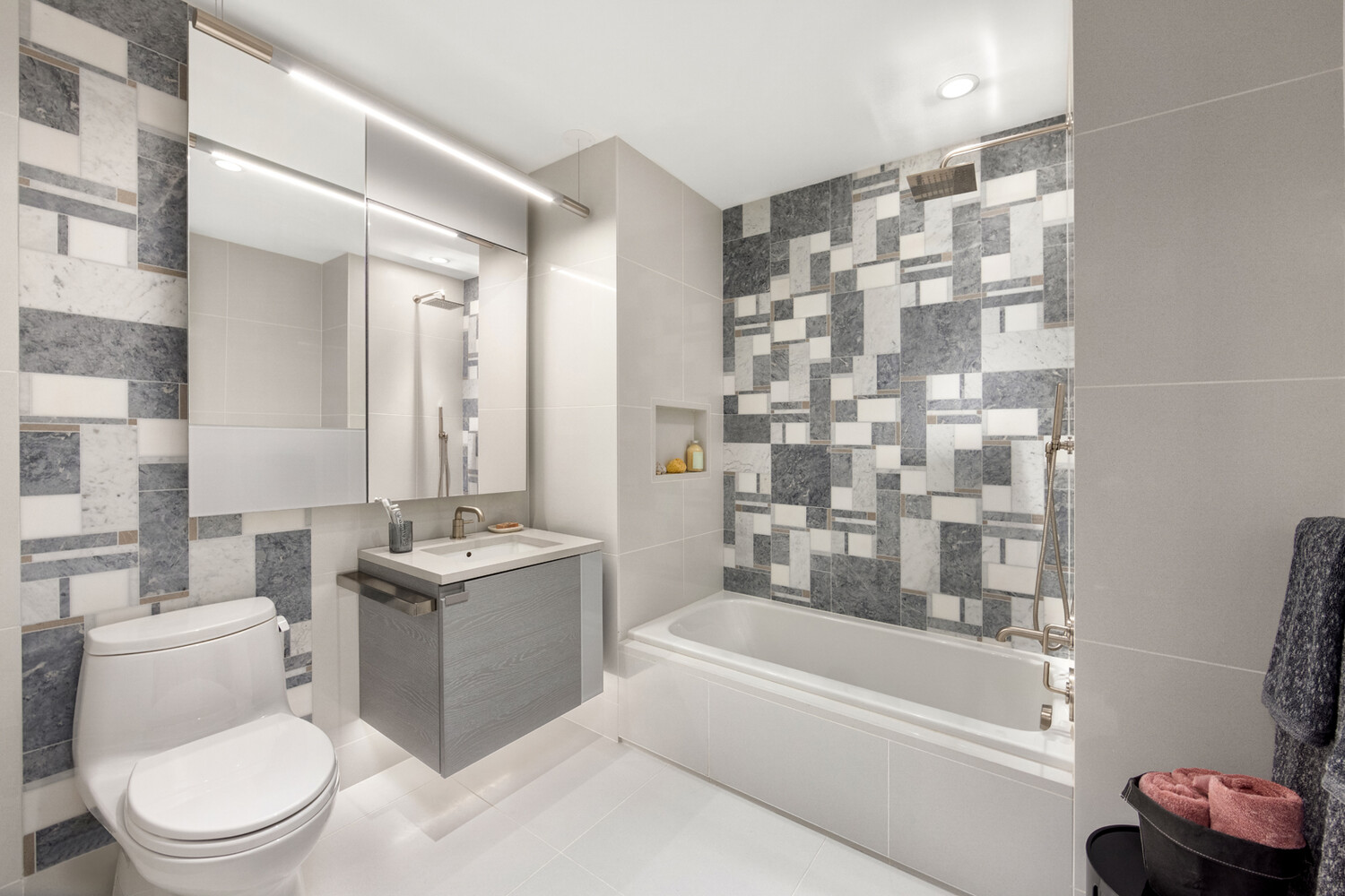 1 CITY Point 15E