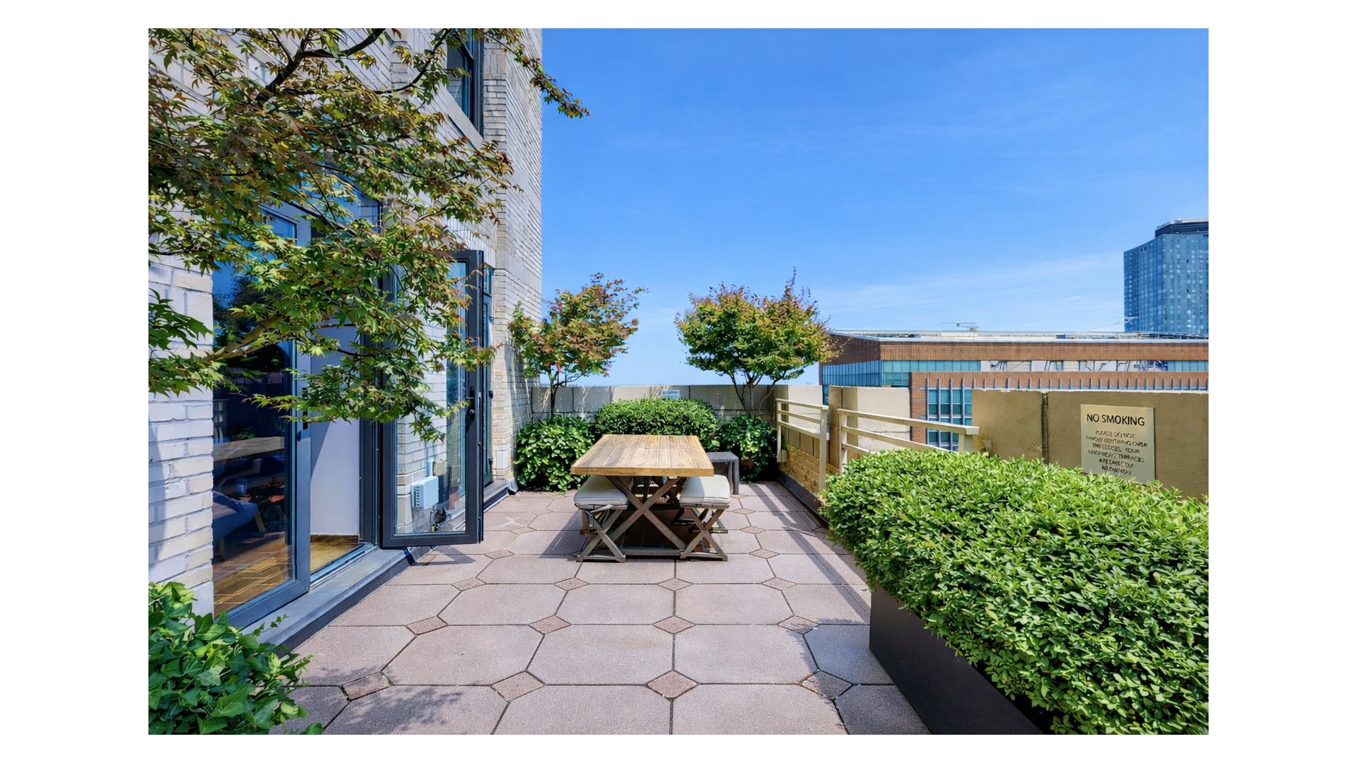 1 HANSON Place 18L