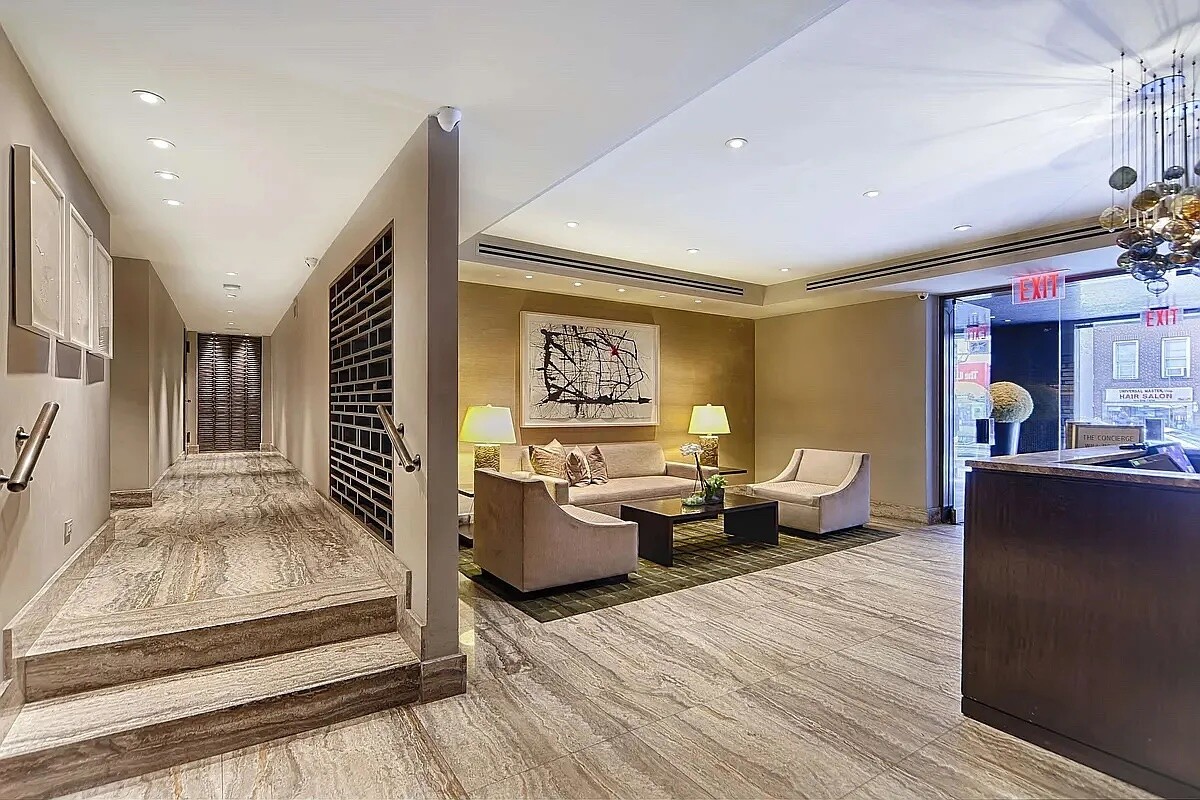 211 E 51ST Street 10A