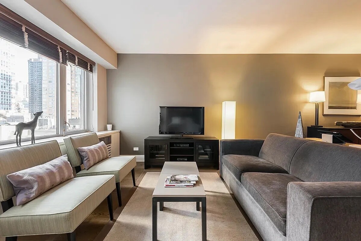 211 E 51ST Street 10A