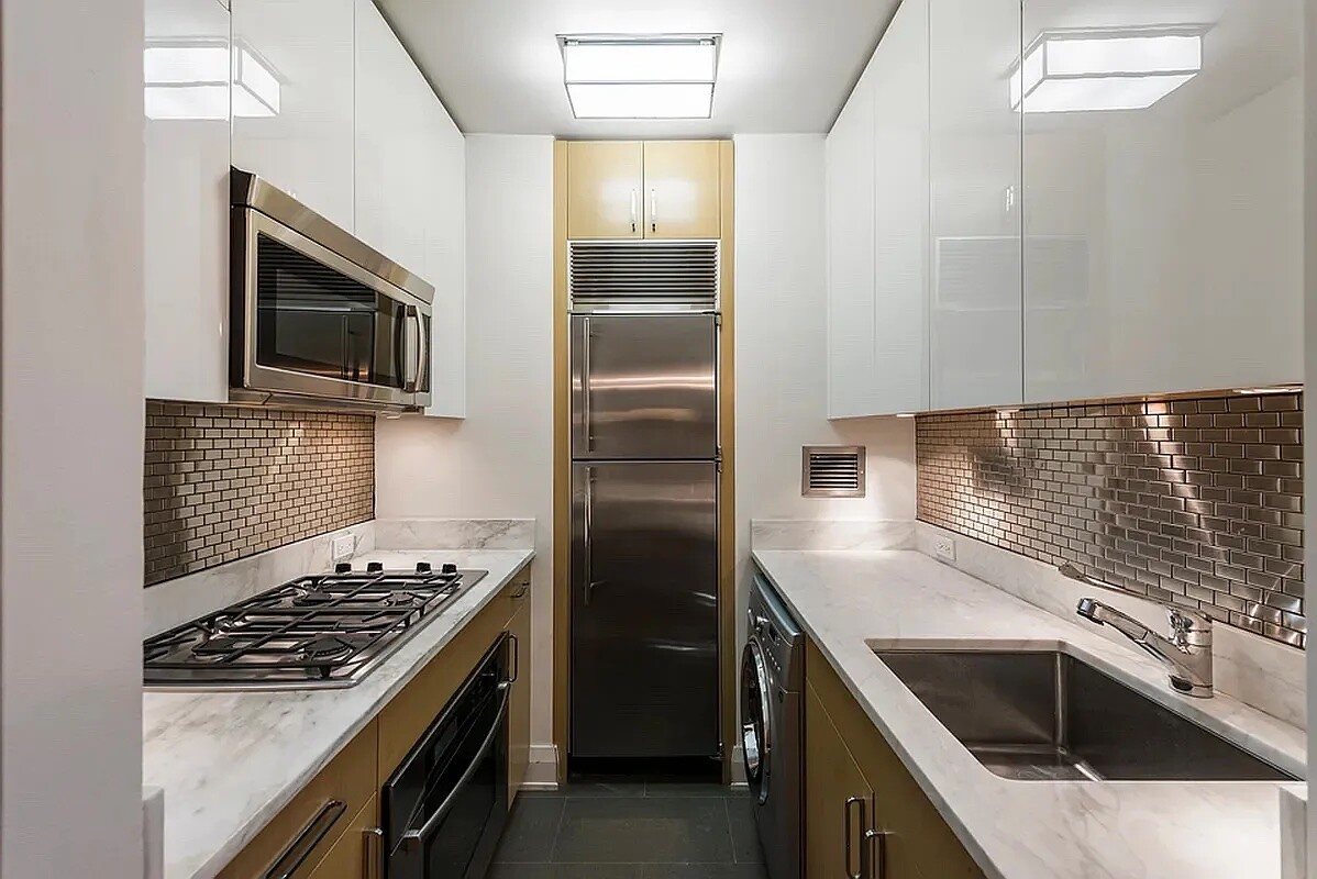 211 E 51ST Street 10A