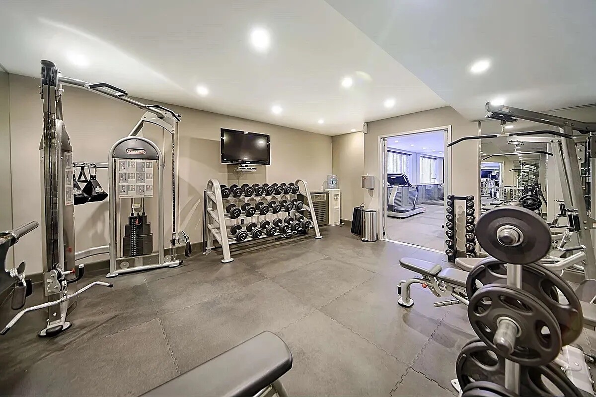 211 E 51ST Street 10A