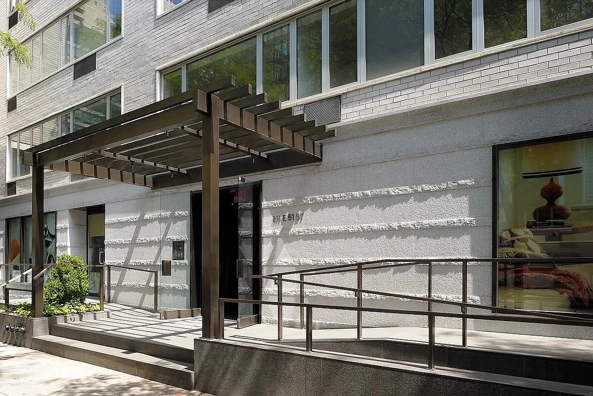 211 E 51ST Street 10A