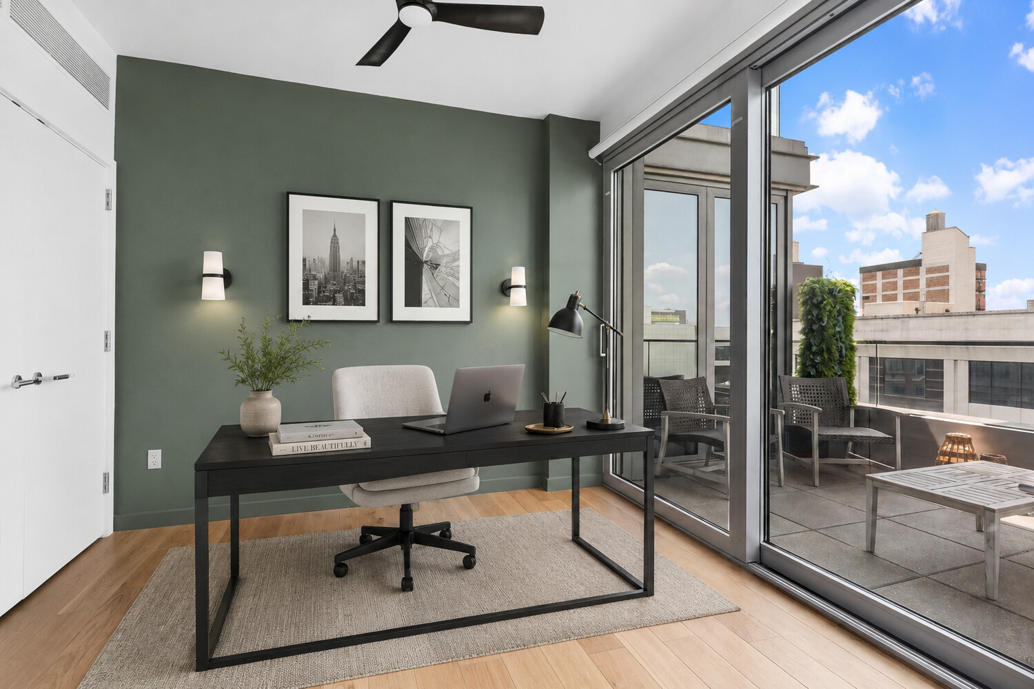 547 W 47TH Street 811