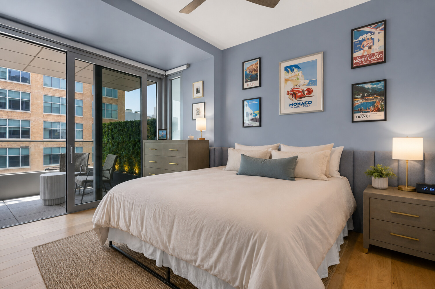 547 W 47TH Street 811