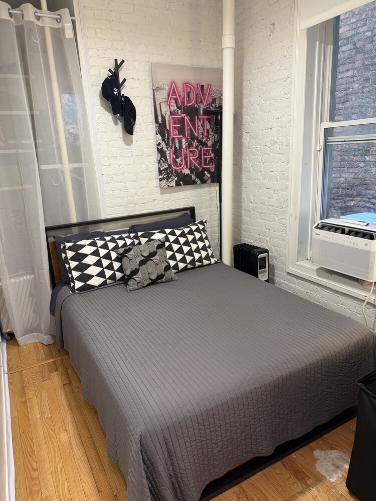 438 W 49TH Street 2B