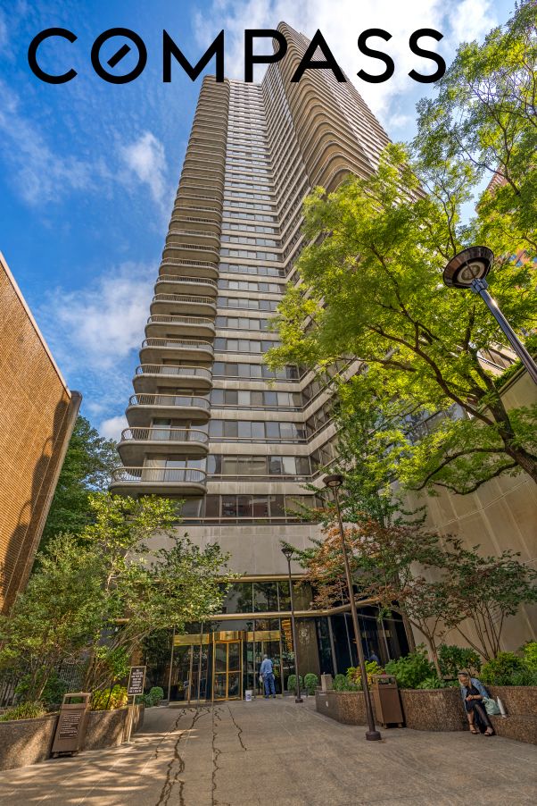 167 E 61st Street 21B
