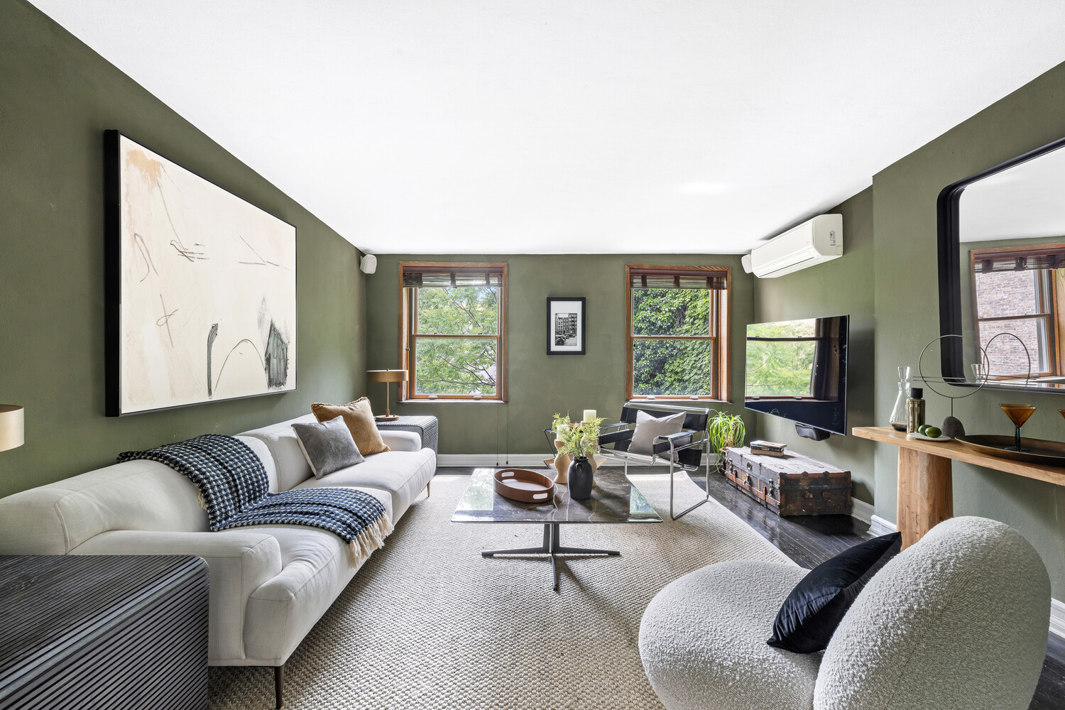 262 W 25TH Street 2