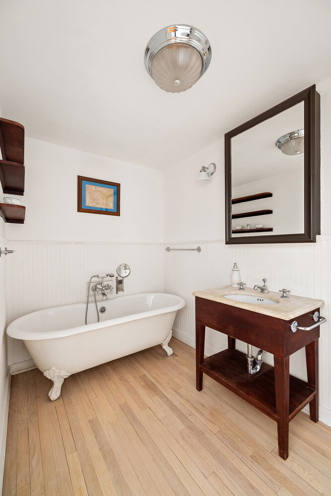 114 MERCER Street 2A