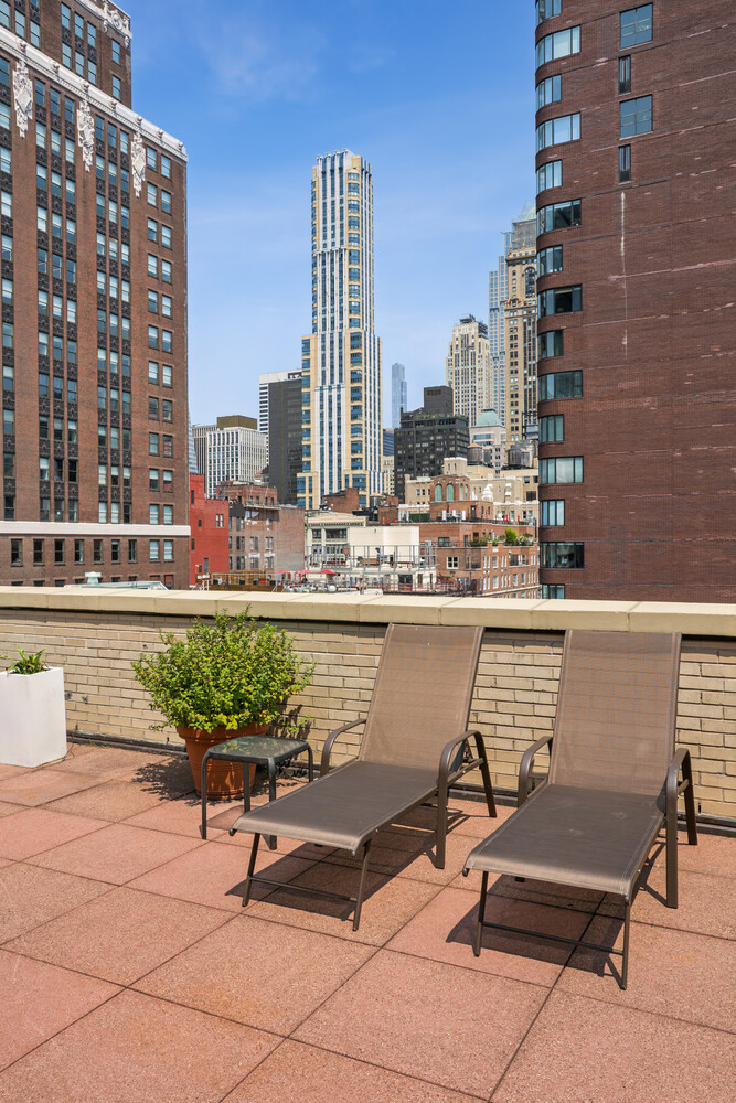 20 E 35TH Street 9L