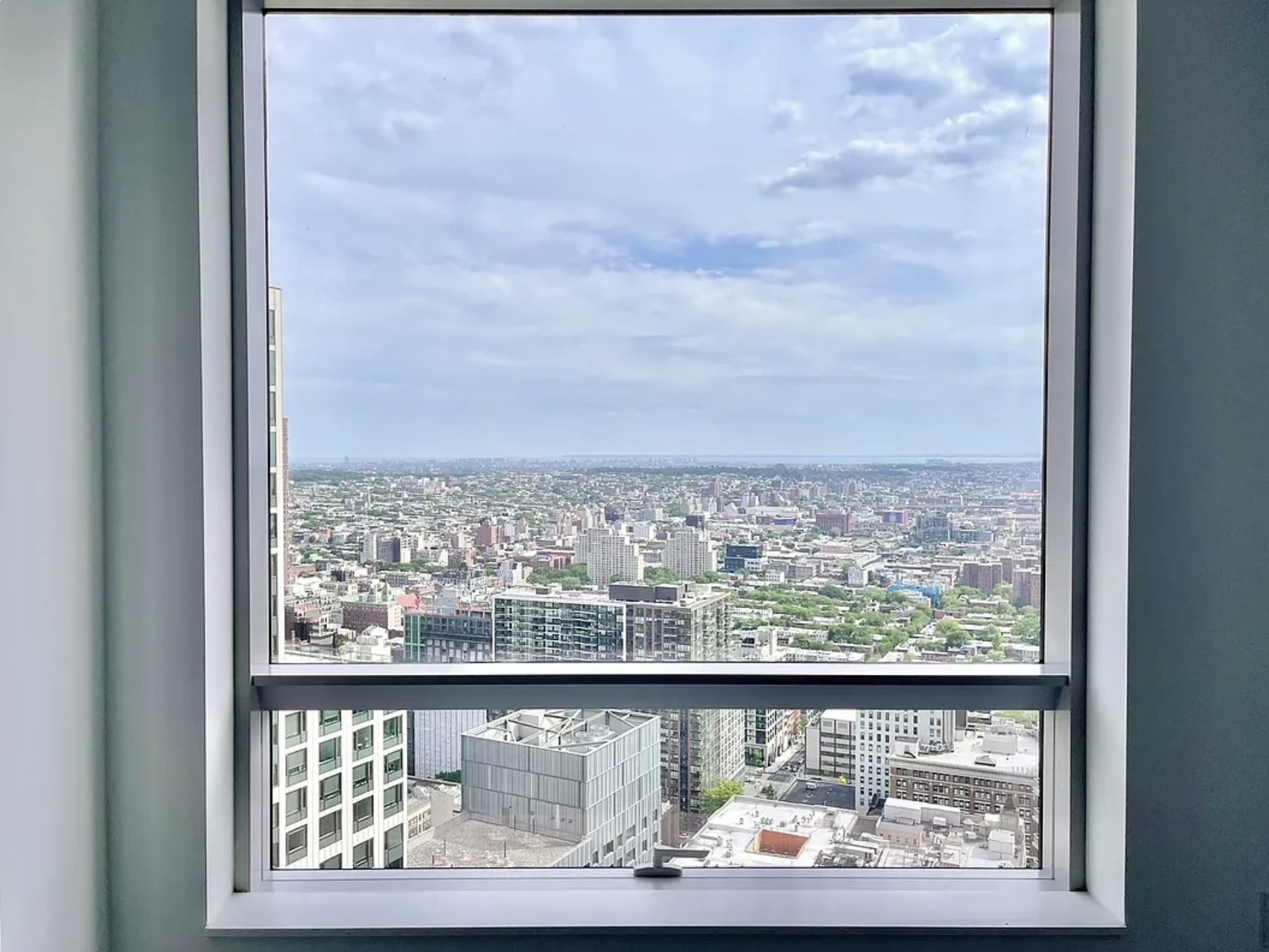 1 City Point 45J