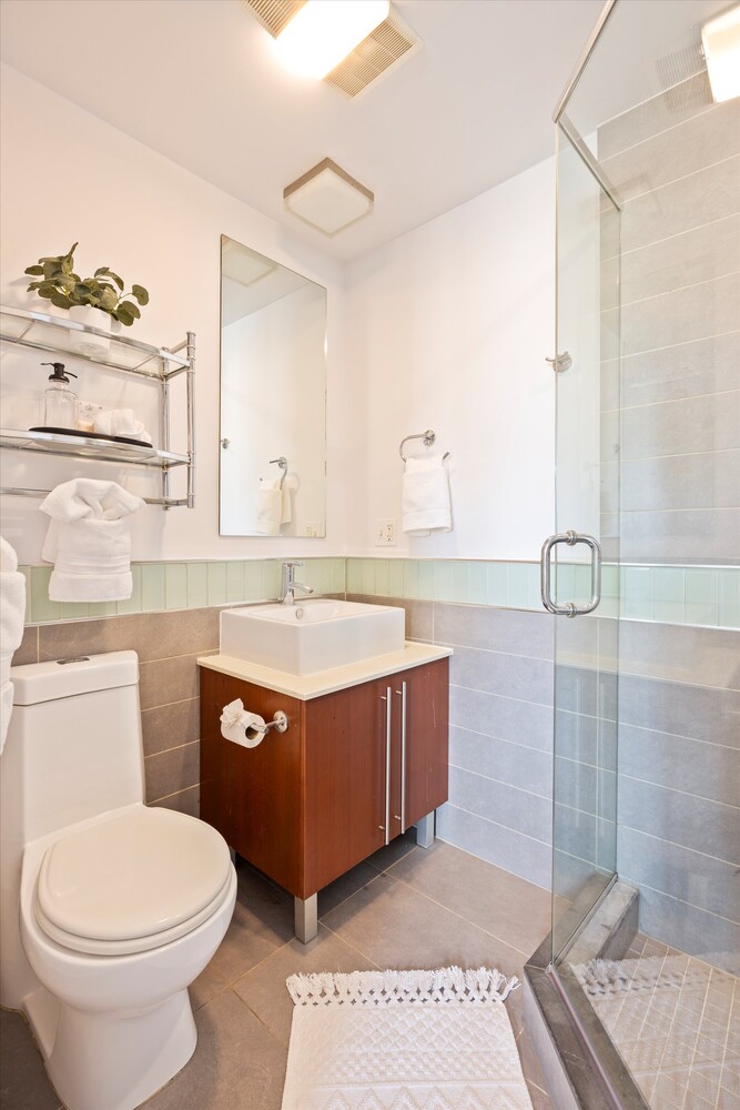 100 MASPETH Avenue 4F