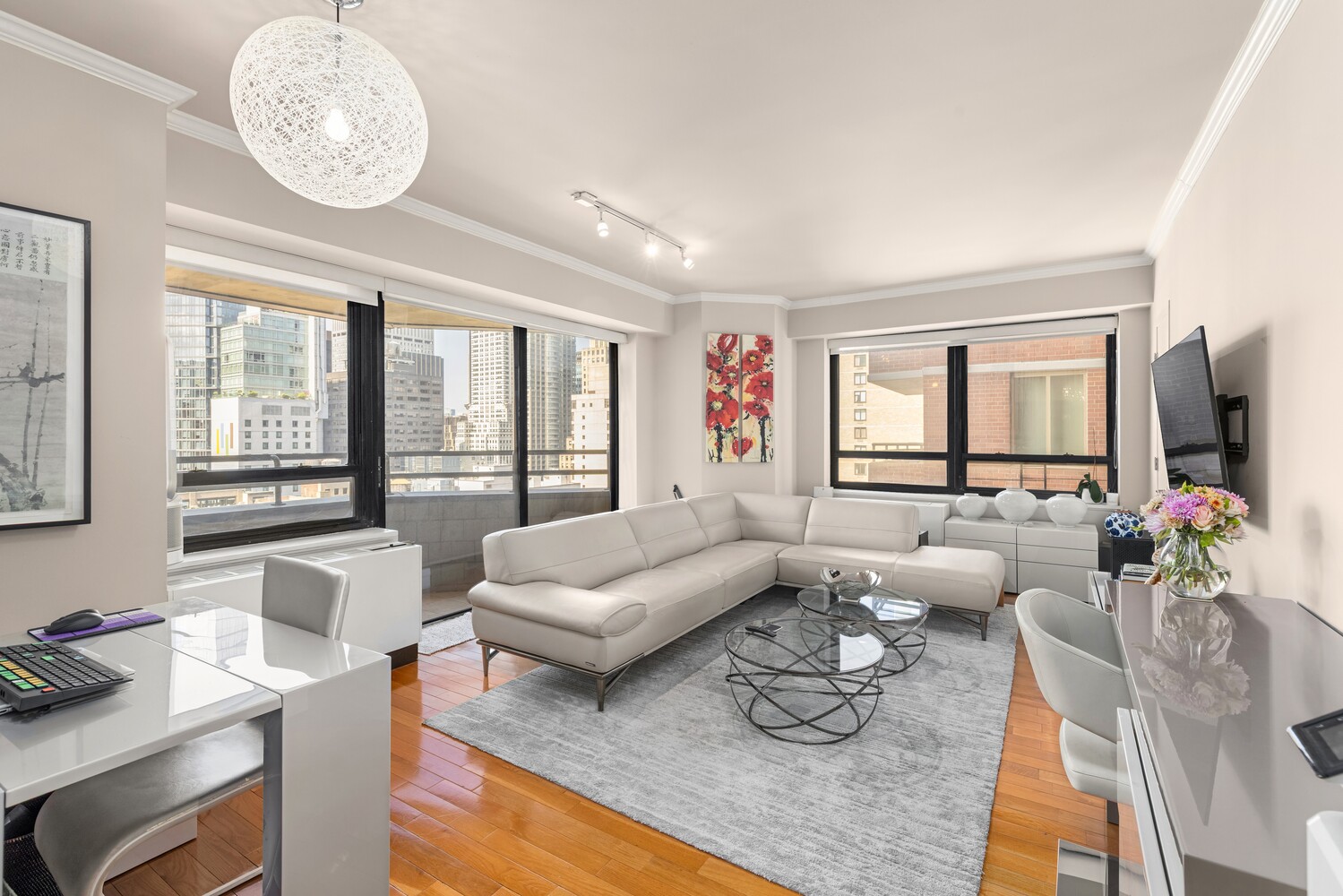 240 E 47TH Street 28A