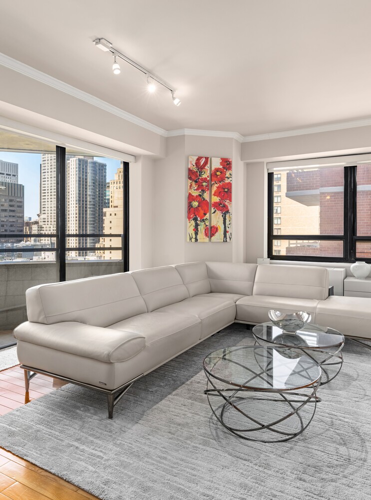 240 E 47TH Street 28A